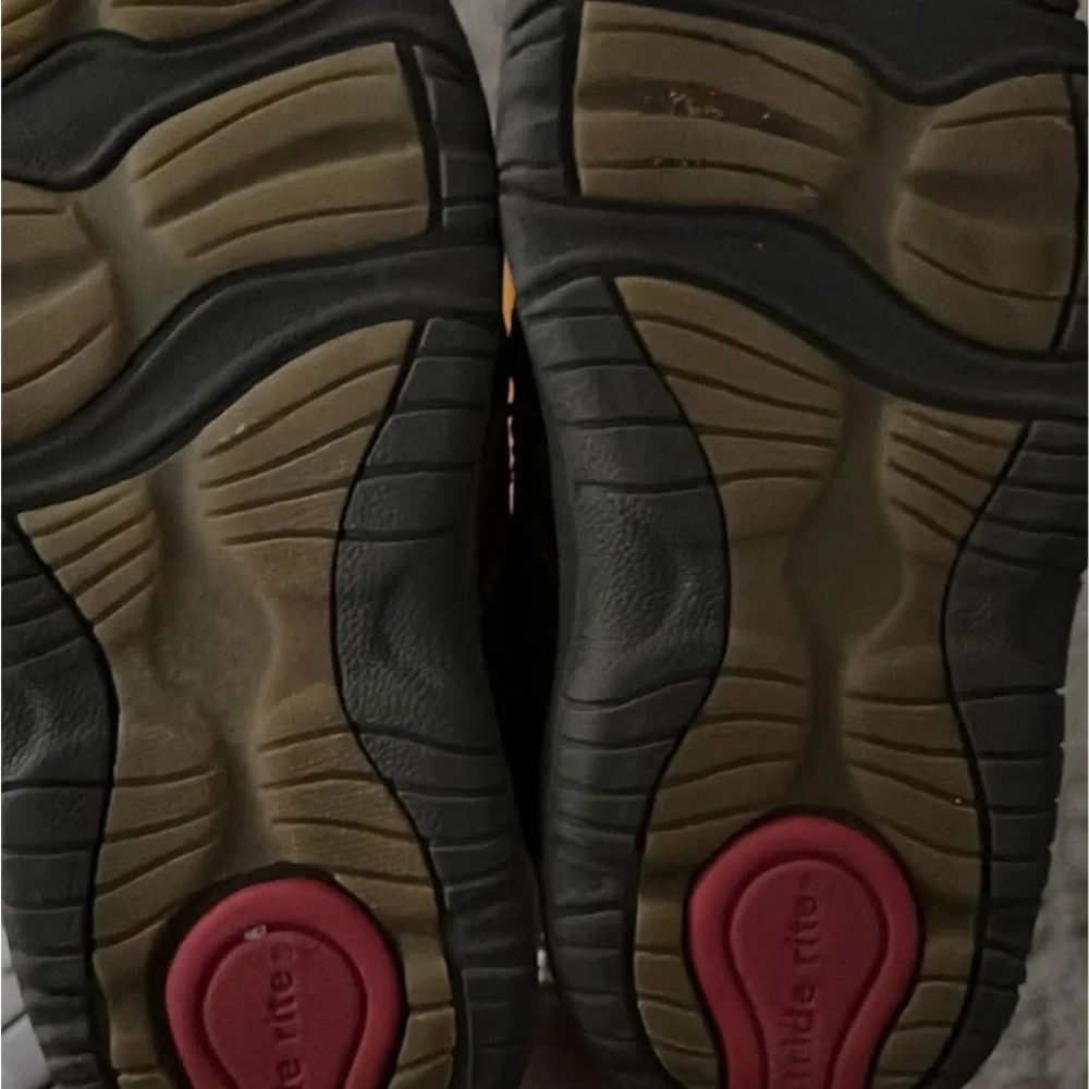 Stride Rite boots - Picture 2 of 2